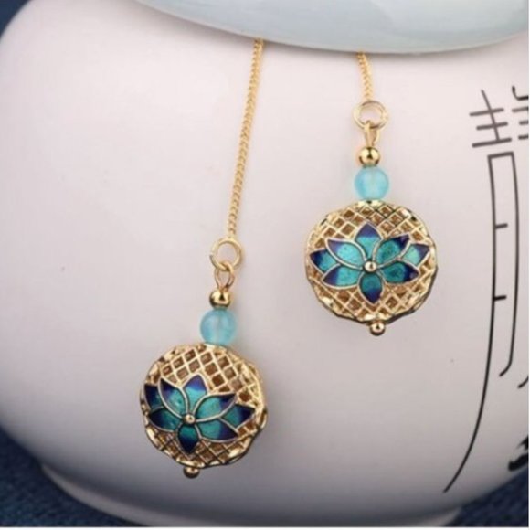 New 14K Gold Lotus Flower Aventurine Earrings - Picture 7 of 12